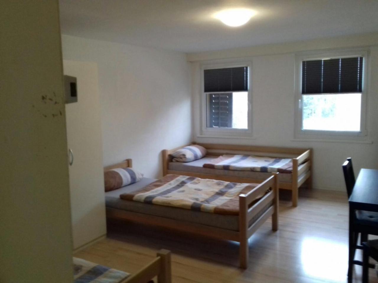 Oberglatt Hostel Airport מראה חיצוני תמונה